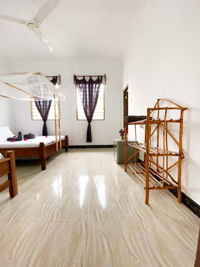 Lighthouse Guesthouse Nungwi Kültér fotó