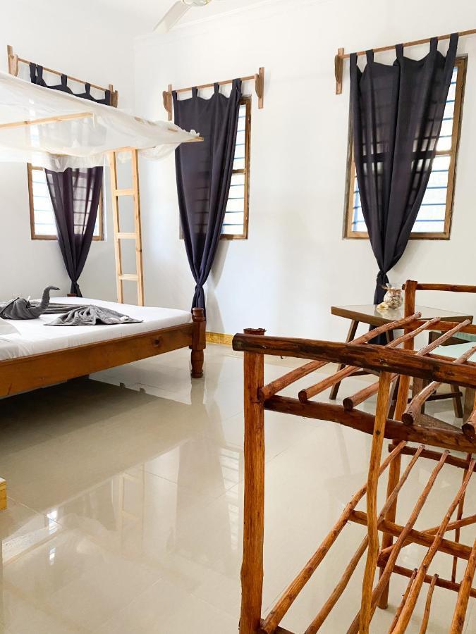Lighthouse Guesthouse Nungwi Kültér fotó